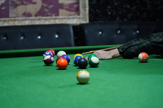 Maîtrisez les Règles du Billard en Moins de 5 Minutes !