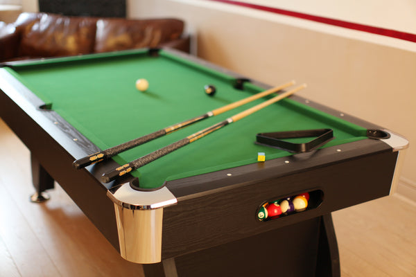 Billard Club Pro Defaistre en salle de jeu